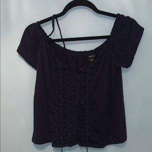 Blue lacy t-shirt/off shoulder.